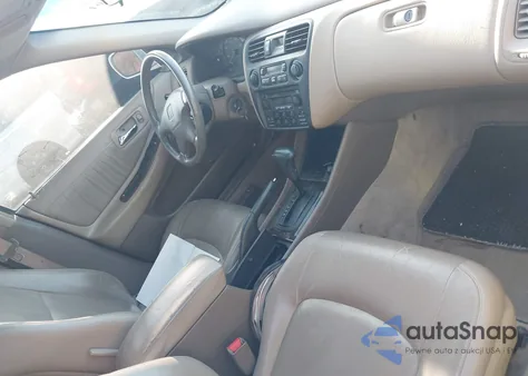 2000 Honda Accord 3.0 Ex from USA, damaged, VIN 1HGCG1658YA070015